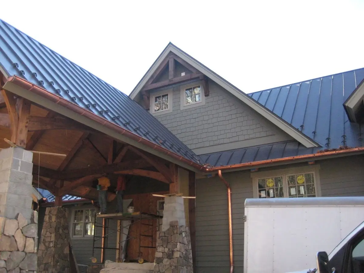 Craftsman Roofing team delivering quality roofing work in Gordon